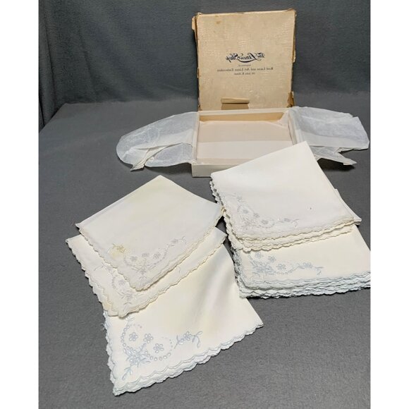 Vintage Linen Shop Embroidered Handkerchiefs Set of 12 White & Blue Floral Desig - Picture 5 of 5